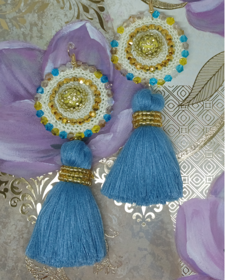 Háčkované  dizajnové náušnice "Mihotavá rosa"